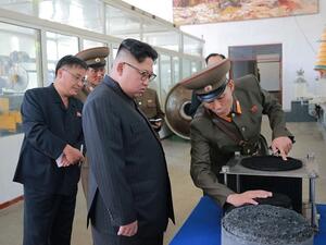  الكارثة وقعت على دفعتين إذ قضى نحو 100 شخص كانوا محاصرين في النفق 