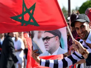 اقترح رفع علم "الصحراء" من على طاولة الدول المشاركة