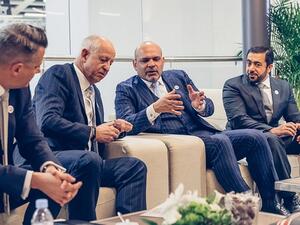 خلال الحدث