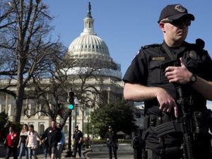 المؤشرات حتى الآن تدل على أن الحادث "جنائي ولا علاقة له بالإرهاب"