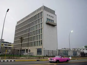 كوبا تتهم الولايات المتحدة بعرقلة التحقيق حول قضية "الهجمات الصوتية"