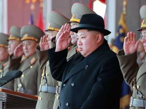 بنس: يجب "مواصلة عزل كوريا الشمالية"