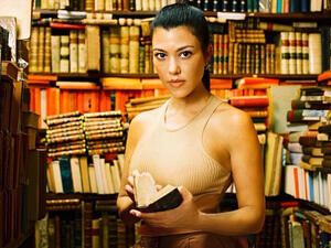 she was glimpsed stepping out in sunny Los Angeles (Source: kourtneykardash / Instaragram )