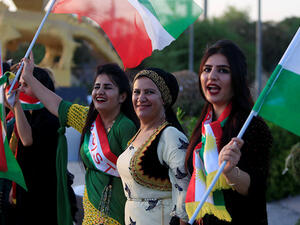 يمتلك اقليم كردستان حاليا اكتفاء ذاتي زراعيا وصناعيا بالاضافة الى الثروات الباطنية 