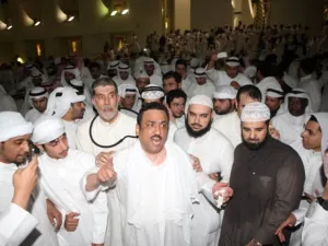 كانت محكمة الجنايات برأت في 2013 جميع المتهمين في القضية، إلا أن النيابة العامة استأنفت على الحكم