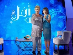 أمل عرفة، منى واصف