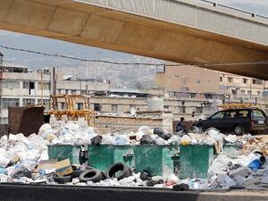 Trash builds up in Lebanon's capital. (Joseph Eid/ AFP) Trash builds up in Lebanon's capital. (Joseph Eid/ AFP)