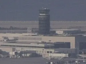 مطار بيروت الدولي في ضاحية بيروت الجنوبية في عقر دار حزب الله