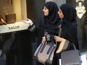  97% من طلبات التأشيرة كانت من نصيب الطلبة