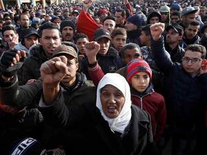 قالت السفارة، إن "المظاهرات السلمية يمكن أن تتحول إلى تصادم وتصعيد إلى عنف" 