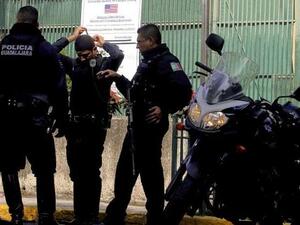 أعلنت السلطات المكسيكية فتح تحقيق في الحادث، دون أن تكشف عن مزيد من المعلومات