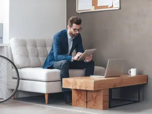 يتميز رجل العذراء باجتهاده الكبير في العمل
