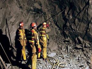 الهيئة الوطنية للكوارث: عدد ضحايا الانهيار بلغ 16 قتيلًا وتم إنقاذ 18 شخصا