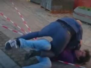 شاب يصفع رئيس وزراء فرنسا السابق مانويل فالس 