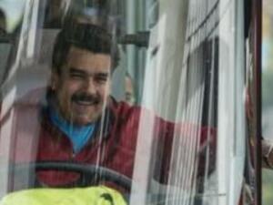 اتهمت الحكومة الفنزويلية المعارضة بسرقة عشرات مليارات الدولارات بأوامر من أمريكا