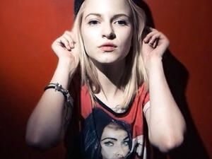 العارضة الروسية ماريا سازونوفا