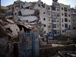 Image of the destruction in the Salaheddine district of the northern Syrian city of Aleppo on April 12, 2013. (AFP PHOTO / DIMITAR DILKOFF)