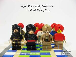 Photo taken as  example of TEACHING KIDS THE HOLY QURAN Blog by "Read with Meaning".  Children can learn of the characters 
and Islamic figures through lego.
