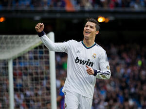 The Qatar Foundation is to sign a shirt sponsorship deal with Real Madrid