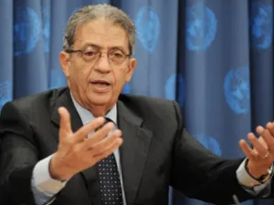 عمرو موسى