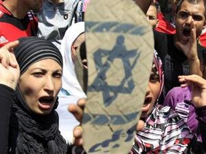 Protestors in Maadi, Cairo, yesterday