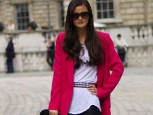 كلما كانت ملابسكِ واسعة كلما بدوت أكبر حجمًا