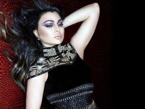 A sad Haifa Wehbe grieves the loss of Lebanese singer Wadih Al Safi. (Image: Facebook)