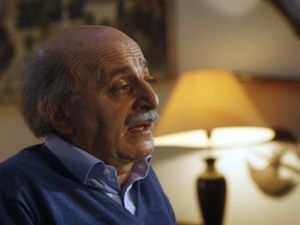 Walid Bey has ensured that Hariri's chances of a second round at the premiership have sunk. 
