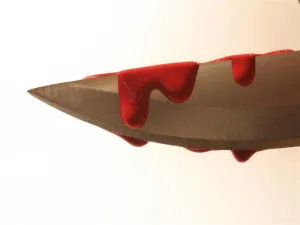 قطع عضوة لاثيات براءته