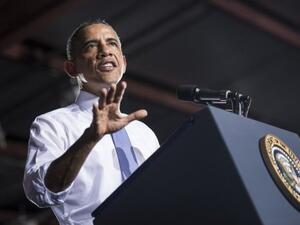 US President Barack Obama speaks at the Jacksonville Port July 25, 2013 in Jacksonville, Florida (AFP)