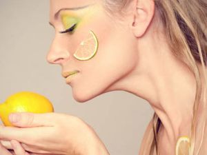 الليمون لبشرة نقية 