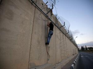 In addition to the newly approved 5,000 permits, nearly 70,000 Palestinians have permanent work permits for Israel, according to a defense official.