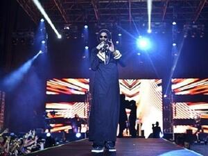 Snoop releases his inner Arab.