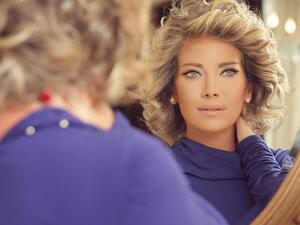 The woman with the beautiful eyes: Sulafa Mimar will play the role of a writer in "Lipstick." (Image: Facebook)