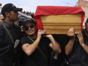 ارشيف/ جنازة احد الجنود القتلى