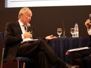 Emirates Airline President, Tim Clarke, addressing ATM's audience