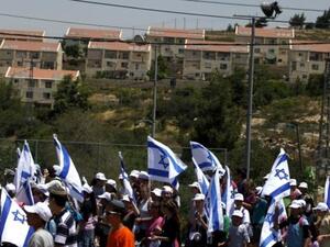 Israelis protest by Ulpana settlement in the West Bank