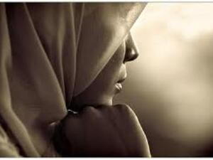 Picture credit: inkpapermosaic. Wearing the hijaab veil - is this a permanent state for most, or do we see incidents of back-tracking, or unveiling?