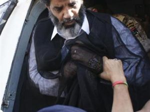 السنوسي لدى وصوله طرابلس في الخامس من سبتمبر ايلول 2012
