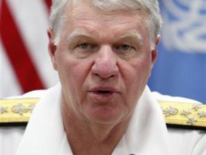 الاميرال جاري روهيد قائد العمليات البحرية الامريكية 