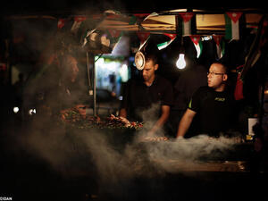 People are still active in Amman at 4 am? We have the pictures to prove it!