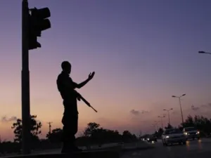 هنية يشيد بالدور المصري 