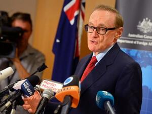 Australian Foreign Minister Bob Carr speaks at a press conference in Sydney on Wednesday. (Photo: AFP / William West)