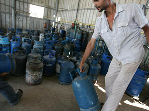 Hundreds protested in Cairo over the increase in the cost of cooking gas