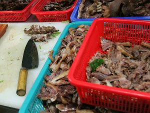 The meat-consuming world has never much approved the eating of dog-meat. Dogs are traditionally considered
pet-keeping material rather than fine-dining material. Some religions ban their consumption by humans. In the Philippines
and Korea, dog meat is indulged in as a delicacy.  