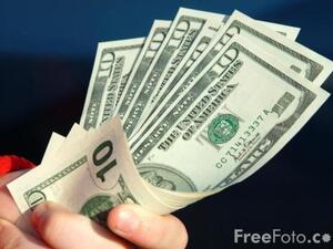 استفادت دول مجلس التعاون من انخفاض معدلات سعر صرف اليورو تحت وطأة أزمة المديونيات السيادية