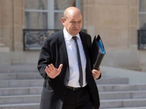 وزير الدفاع الفرنسي جان ايف لودريان