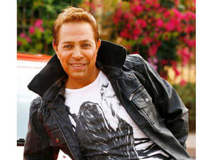 Hakim sings the theme tune of Haifa Wehbe's new movie "Halawet Rouh" (Sweetness of the Soul) and makes an appearance in it too! (Image: Facebook)
