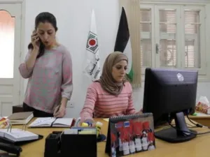 حماس تعلق تسجيل الناخبين 