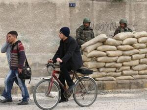 جنود سوريون في حرستا
